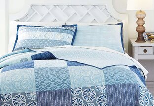 Buy Seasonal Switch: Bedding in Bright Hues!