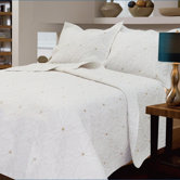 Daisy Chain Quilt Collection