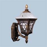 Abington Medium Bottom Mount Wall Bracket