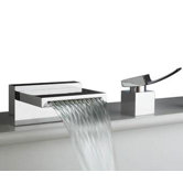 Quarto Single Handle Deck Mount Tub Spout Trim