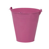Eimer in Pink