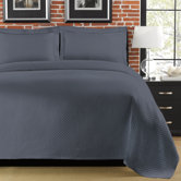 LaMont Bedding