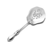 Queen Elizabeth Tomato Server