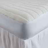 Luxurious Comfort Mattress Pad in White