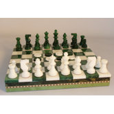 Alabaster Inlaid Chest Chess Set in Green / White