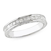 White Gold Round Cut Diamond Band Ring