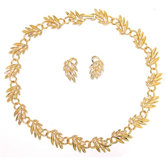Goldtone Leaf Style Jewelry Set