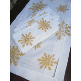 Snowflake Runner and Snowflake Dinner Napkin Set
