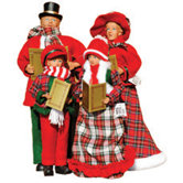 4 Piece Plaid Caroler Figurine Set