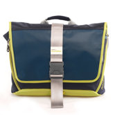 Solid Medium Global Mesenger Bag