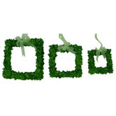 Boxwood Wreath Set Square with Ribbon