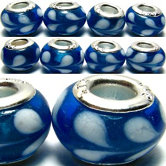 White Design Glass Bead (Pack of 3)