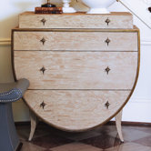 Klismos Chest