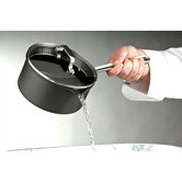 Hard-Anodized Saucepan with Lid