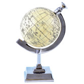 Dame Globe