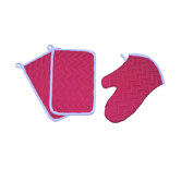 Stiletto 3 Piece Oven Mitt and Potholder Set in Bright Pink