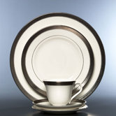 Newgrange Platinum 5 Piece Place Setting