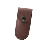 Etui in Braun mit Druckknopfverschluss und G&uuml;rtelschlaufe