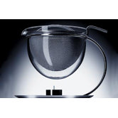 Mono Filio Teapot with Integrated Warmer by Tassilo von Grolman