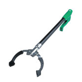 18" Nifty Nabber Extension Arm in Black / Green with Claw