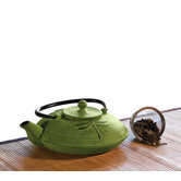 28 Oz Cast Iron Teapot in Green Mist