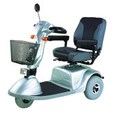 Road Class Three Wheel Scooter