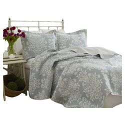 Rowland Quilt Set in Breeze
