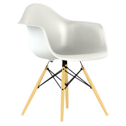 Noguchi Rudder Table in White Ash