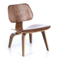 Noguchi Rudder Table in Walnut