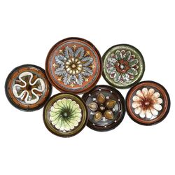 Toscana Assorted Plates Metal Wall Décor in Brown