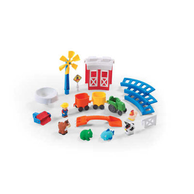 Step2 Sand and Water Fun Farm