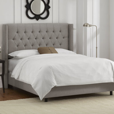 Wingback Bed by Skyline Furniture -image