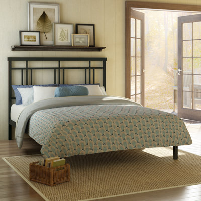 Cottage Platform Bed by Amisco -image