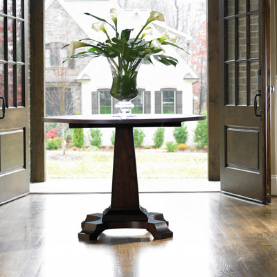 Hooker Furniture Abbott Place Dining Table