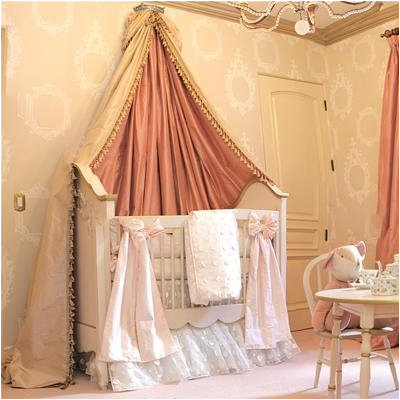 Petit Tresor Petit Ange Crib in Beige with Real Gold Leaf