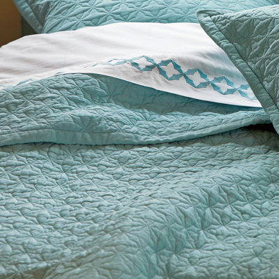 Company C Avery Sheet Set