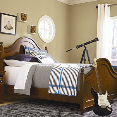 Classics 4.0 Low Post Bedroom Set by SmartStuff Furniture -image