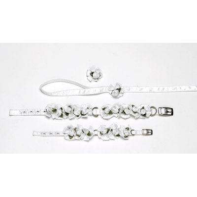 A Pet's World White Ribbon Dog Collar with Petal Flower Rosettes with Pearls
