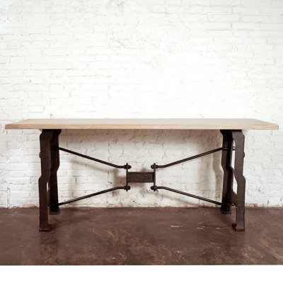 District Eight Design V8 Desk
