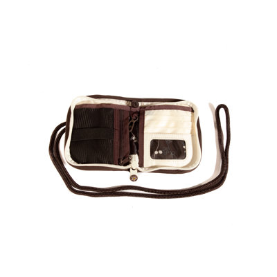 Sherpani Moda Sport Zoe String Shoulder Wallet