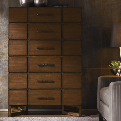 Click To Image : 11 South Skyline Chest by Lexington Now