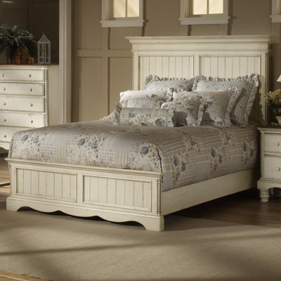 Wilshire Panel Bed by Hillsdale Furniture -image