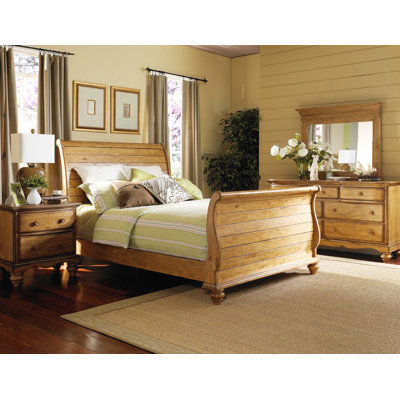 Hamptons Sleigh 5 Piece Bedroom Collection by Hillsdale Furniture -image