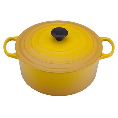 Le Creuset Enameled Cast Iron 5 1/2-Qt. Round Dutch Oven