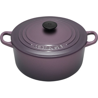Le Creuset Enameled Cast Iron 5 1/2-Qt. Round Dutch Oven