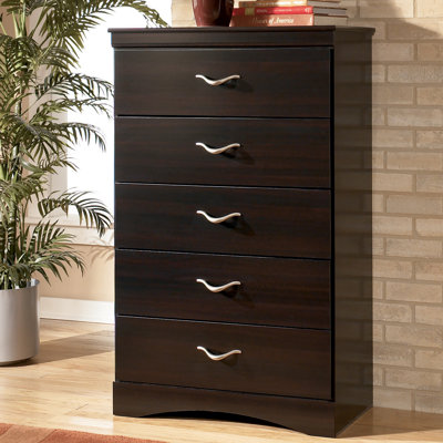 Byers 5 Drawer Chest by Signature Design by Ashley -image