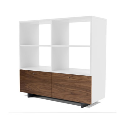Spot on Square Roh Shelves in White / Walnut