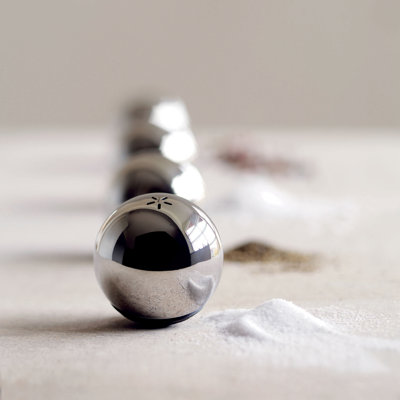 Menu Henriette Melchiorsen Fine Salt and Pepper Set