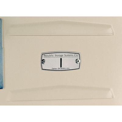 Republic Quick Ship: Standard Locker - Single Tier - 3 Sections (Unassembled)