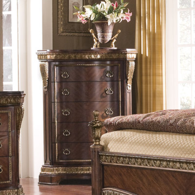 Del Corto Chest by Pulaski Furniture -image